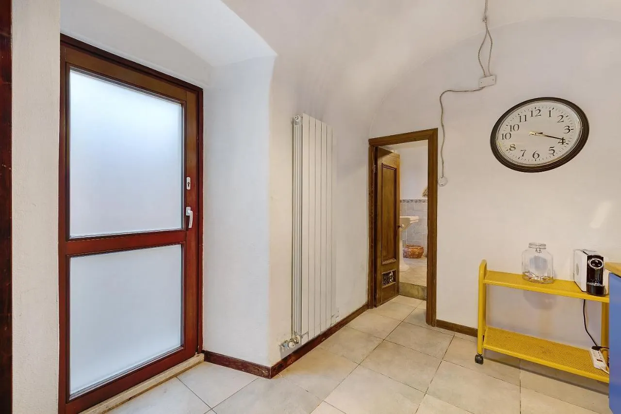 Appartamento In Villa Saccone Finale Ligure Apartmán